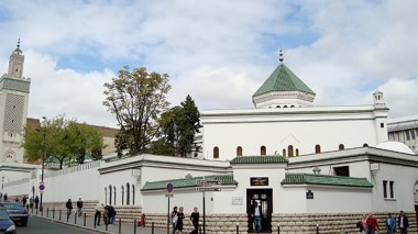 L’Algérie refuse « l’hégémonie française » sur la communauté nationale