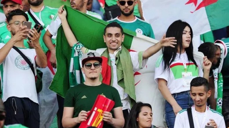 “الكاف” تتوعد بعقوبات صارمة في حال تكرار ما حدث أمام نيجيريا