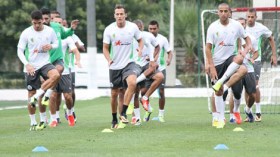 Algérie-Burkina Faso: 20 joueurs des Verts déjà à Sidi Moussa