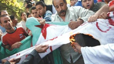 TUMULTE ALGERO-EGYPTIEN : Entre la timidité des officiels et la colère des citoyens