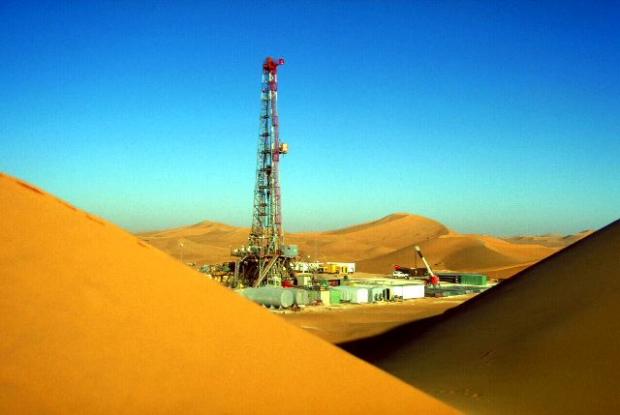 Algeria, Tunisia sign oil deal