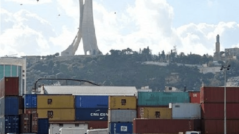 ألـّي ضرباتو يدّو ما يبكي!