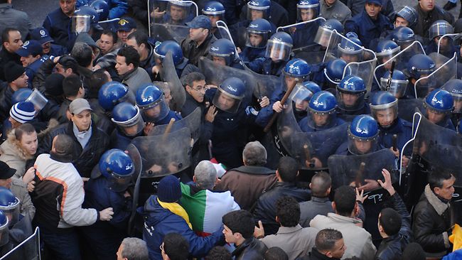 Security Services create teams of Urgent Negotiations with Protesters
