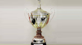 مهزلة وفوضى عارمة خلال عرض مجسم الكأس