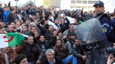 National Committee for Defending Rights of Algerian Unemployed to protest on Workers' Day