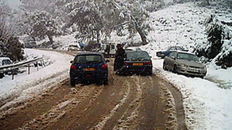 ثلوج على المرتفعات ورّياح قوية وفيضانات محتملة بشرق الوطن