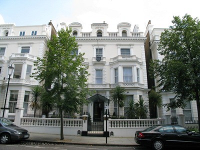 Algeriaâ€™s embassy in Britain solves the problem of pupils stranded in Portsmouth