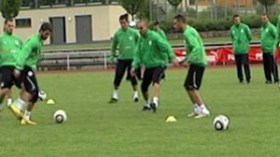 ثمانية تربصات مغلقة للخضر وعدة لقاءات ودية قبل السفر إلى السودان