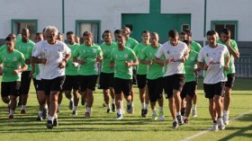 خليلوزيتش يستعين بكدامورو وحليش رغم الإصابة