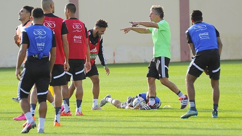 غوركوف‮ ‬يلجأ إلى بلقروي‮ ‬وحشود في‮ ‬الدفاع وبودبوز في‮ ‬الوسط الدفاعي