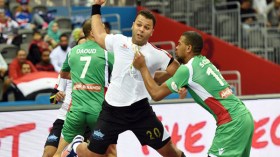 اليد الجزائرية في مباراة ثأرية أمام المنتخب التونسي