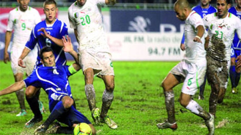 ملعب 5 جويلية “أعصاب وأوتار” على مدار أربعين سنة