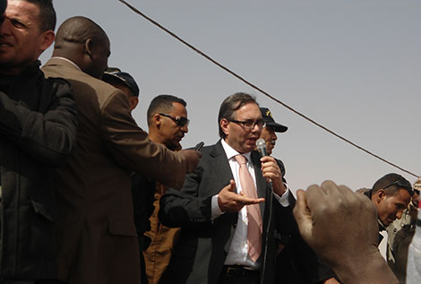 Algerian community in France to get together to create regulating legal activity framework