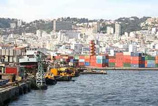 Tunisian smuggles 128 kg of drugs at Algiers port