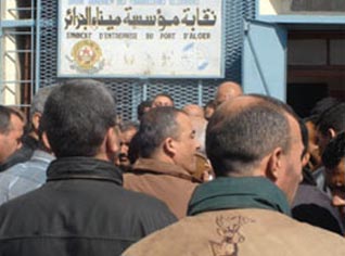 Dockers of Algiers port ask for Ministerâ€™s swift intervention