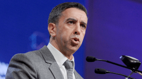 12 رجل أعمال “يشقّون عصا الطاعة” على حداد