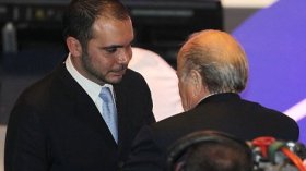 نائب رئيس الفيفا مع تنظيم مونديال 2022 بقطر شتاء