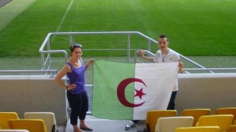 الراية الجزائرية حاضرة في “أورو” 2012