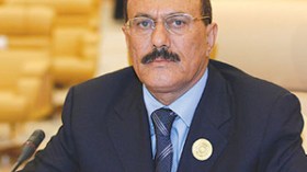 الرئيس‭ ‬اليمني‭ ‬يخرج‭ ‬من‭ ‬العناية‭ ‬الفائقة‭ ‬واعتراضات‭ ‬على‭ ‬عودته‭ ‬إلى‭ ‬الحكم