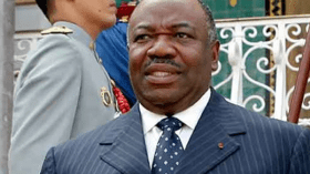 علي بونغو يضاعف الترتيبات الأمنية.. ويقرر خفض تكلفة التأشيرة إلى بلاده