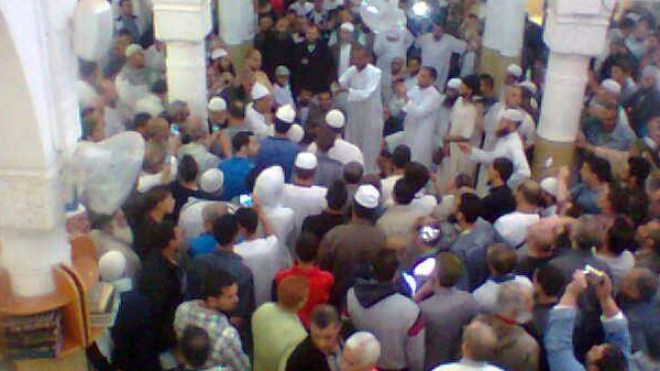 الأمن يعتقل علي بن حاج ويمنعه من التظاهر للتنديد بـ”التزوير”