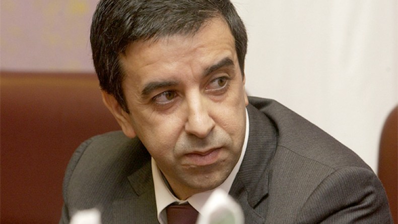 حداد: اقترفنا حماقات وأخطاء.. وأقدم اعتذاراتي للجميع