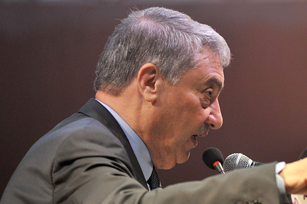 Benflis: «La vacance du pouvoir est une vérité… pas besoin de l’avis d'experts étrangers»