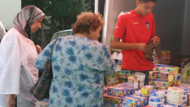 ‮”‬الجزائري‭ ‬يأكل‭ ‬بعينيه‮”‬