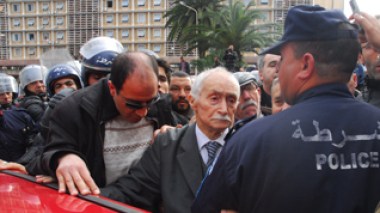 La Coordination nationale pour le changement et la démocratie: le problème n’est pas Bouteflika mais bien son entourage »