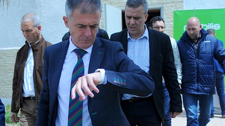 ألكاراز سيعلن عن قائمة موسعة تحسبا لتربص شهر جوان