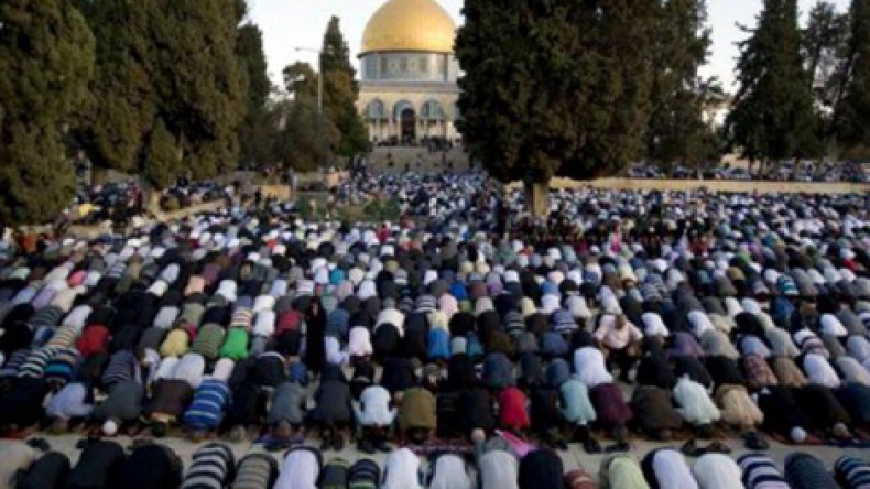 مخطط إسرائيلي في القدس لتخفيض صوت الأذان