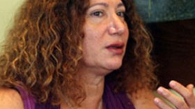 “الرقيب العربي غبي وبعض الكتابات النسائية فضائحية غرضها الترويج”