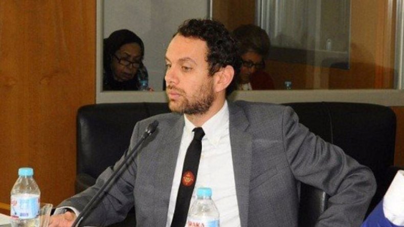 وفاة المسؤول المصري “الشجاع” الذي تحدّى رئيس “الكاف”