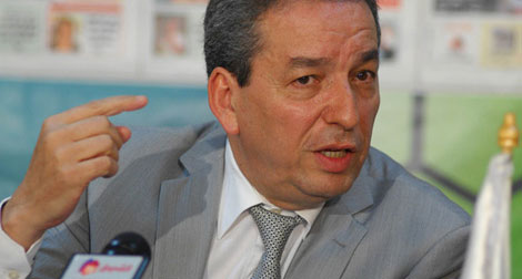 Benyounès: « La révision de la Constitution aura lieu après les élections »