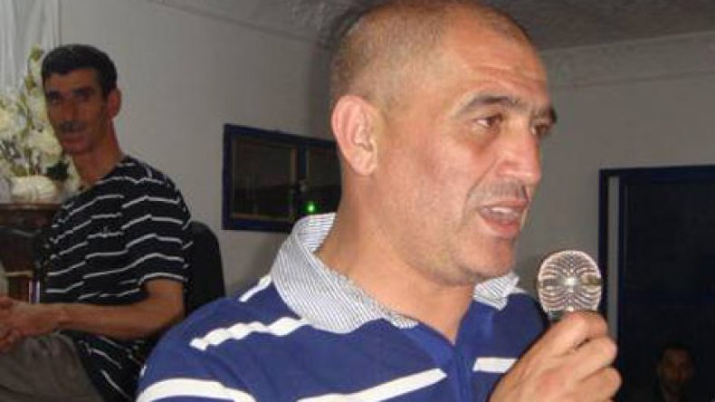 عماني يتراجع عن الإستقالة والأنصار يرفضون عودة المكتب السابق