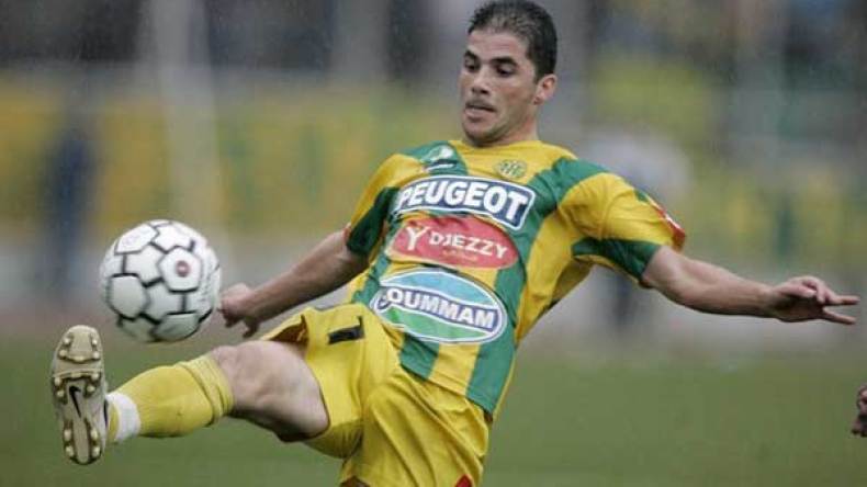 استقدامات شبيبة القبائل “كارثية”.. ولن تعيدها إلى سكة الألقاب