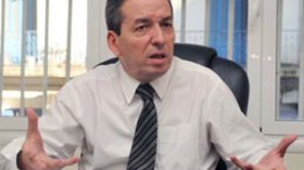 بن‭ ‬يونس: علينا‭ ‬تشكيل‭ ‬تحالف‭ ‬ديمقراطي‭ ‬وطني‭ ‬لمواجهة‭ ‬الإسلاميين‭ ‬