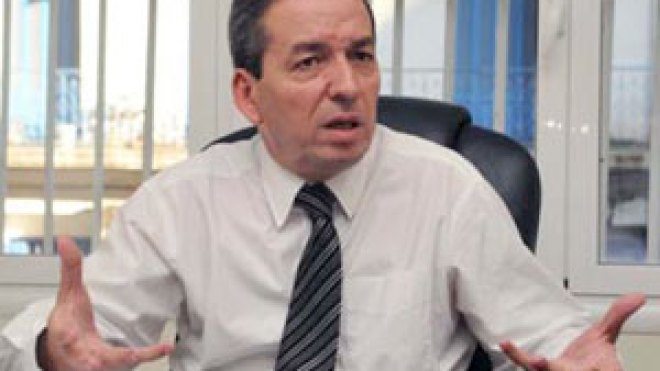 بن‭ ‬يونس: علينا‭ ‬تشكيل‭ ‬تحالف‭ ‬ديمقراطي‭ ‬وطني‭ ‬لمواجهة‭ ‬الإسلاميين‭ ‬