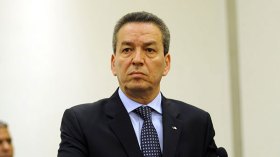 بن يونس: عندما غادرت وزارة التجارة زاد مستوى بيع الخمور!