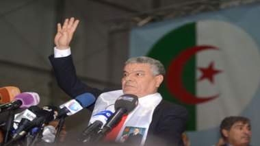 Saâdani: “Bouteflika remportera les présidentielles de 2014”