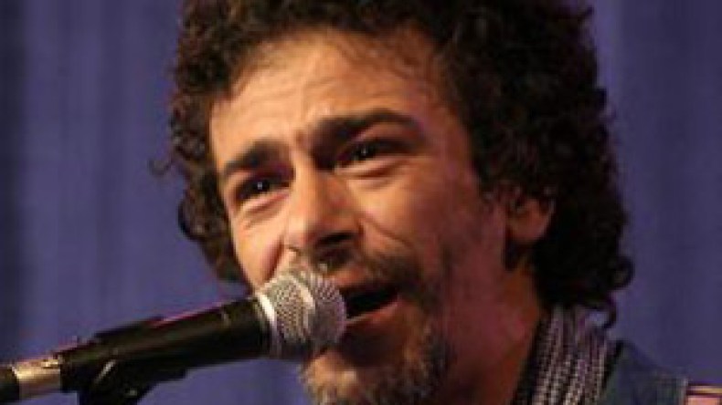 أمازيغ‭ ‬كاتب‭ ‬يغني‭ ‬خيبة‭ ‬جيل‭ ‬الاستقلال‮ ‬ويعارض‭ ‬صعود‭ ‬الإسلاميين‭ ‬وتدخل‭ ‬الناتو‭ ‬في‭ ‬ليبيا‭ ‬