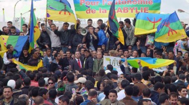 Algeria: Violent scuffles between MAK partisans and police forces in Tizi Ouzou