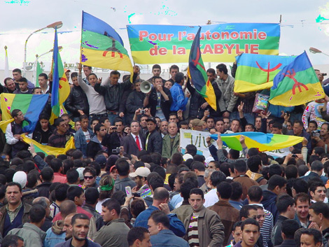 Des blessés et des arrestations durant la marche du MAK à Tizi Ouzou
