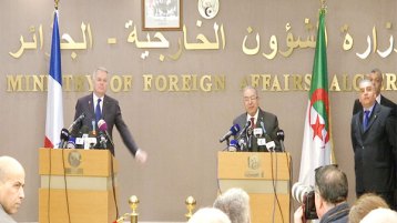 الحلف الأحمق!