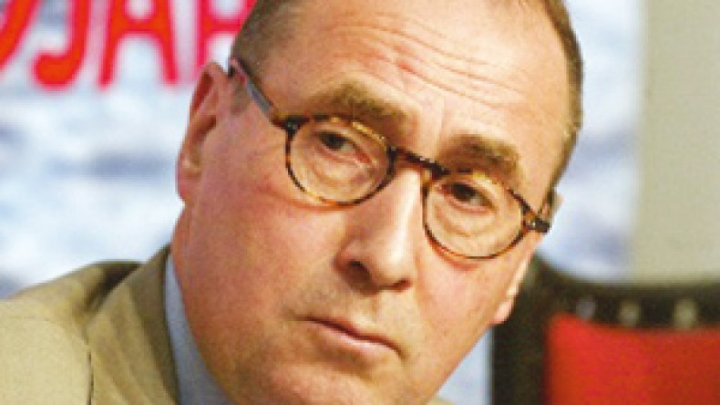 “لا وجود لمشروع فرنسي قصد الاعتذار عن مجازر 8 ماي”