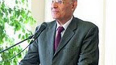 L’ambassadeur d’Algérie en France répond à Ségolène Royale : « Le refus au RCD d’organiser une manifestation était une exception et cela peut arriver même en France »