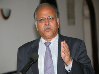 Pakistan calls for Algeria's assistance to crush the Taliban