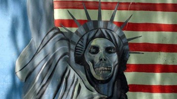 الشيطان ينهي عن المنكر!