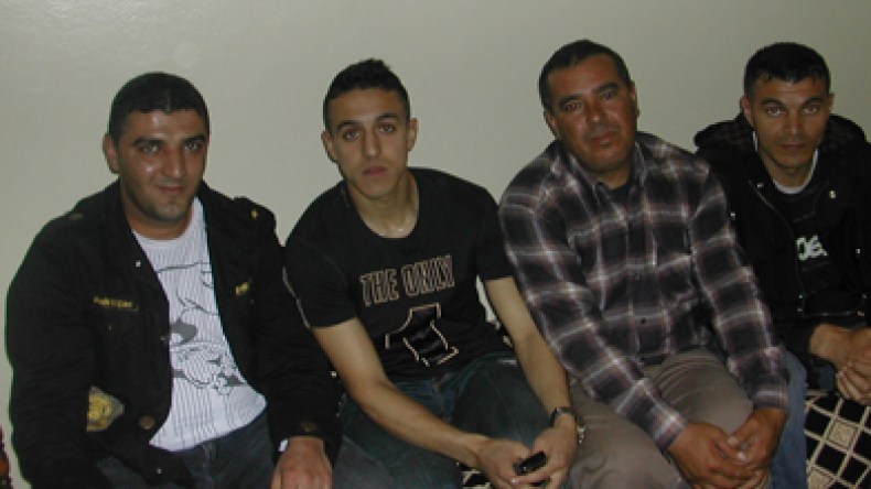 شادلي عمري للشروق : لاعبونا يتعرضون للحقرة و العنصرية في فرنسا ‬