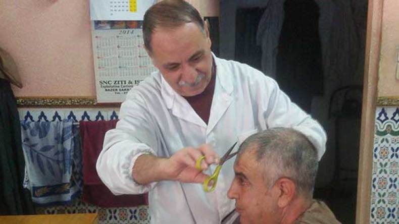 بلقاسم.. حلق لفرحات عباس وكرمالي والوزير ميهوبي ونال لقب حلاق الوفاق